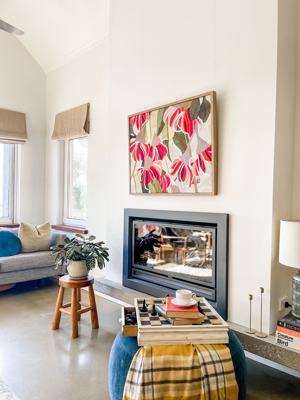 Don’t Just Hang It—Style It! Tips for Showing Off Your Art - Ruth de Vos: Art