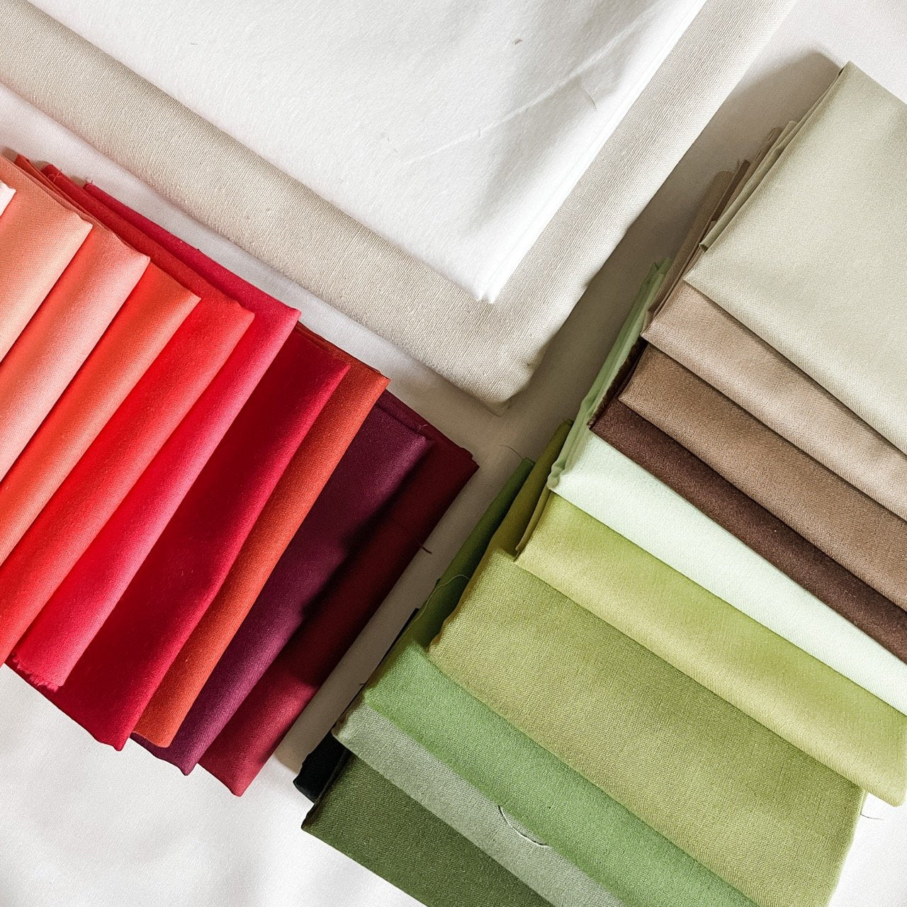 Richly coloured quilt kits to accompany Ruth de Vos quilt patterns